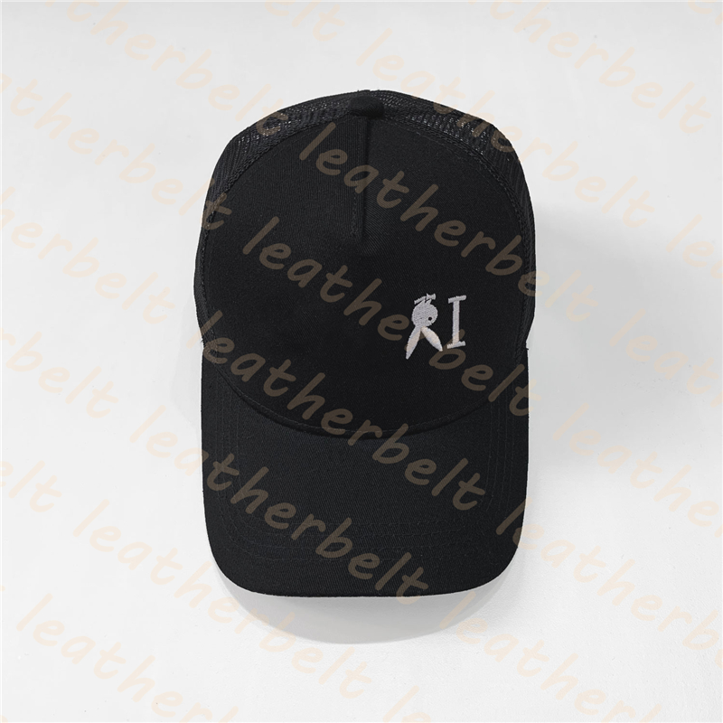 

Solid Color Peaked Cap Rabbit Printed Baseball Cap Summer Mesh Sport Caps Designer Black Skateboard Hat