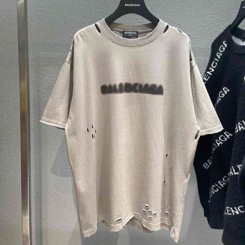 

Designer Luxury High Street Fuzzy Letter Balanciagas Classic Round Neck Cotton Perforated Short Sleeve Loose Fashion T-shirt Balance, 111