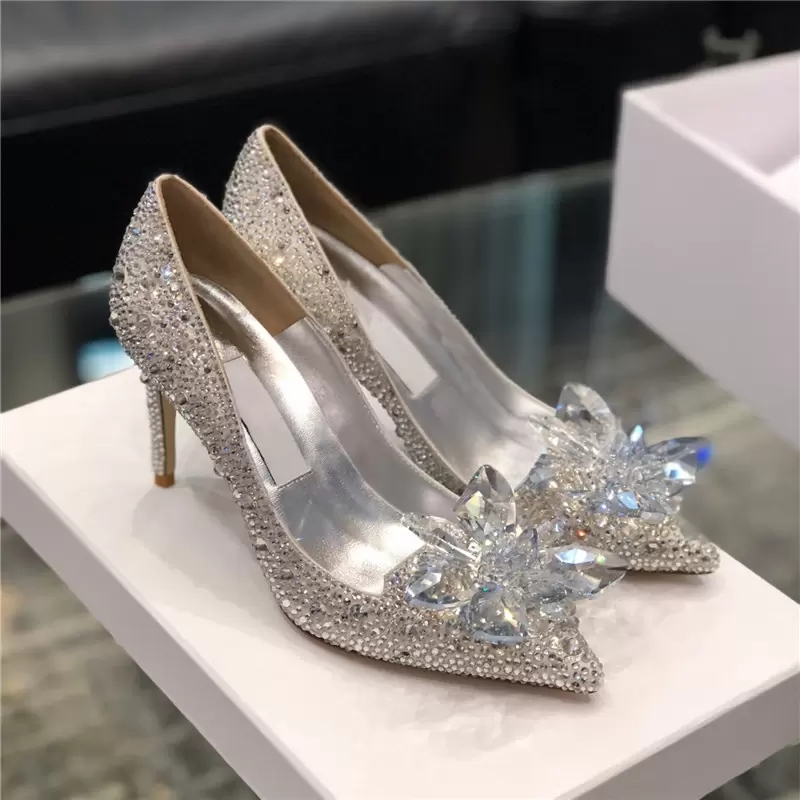 Chaussures habillées pour femmes Designer de luxe Sandales Cristal Diamant Sexy Bout Pointu 8.5cm Talons Hauts Fête De Mariage Talons Brillants T