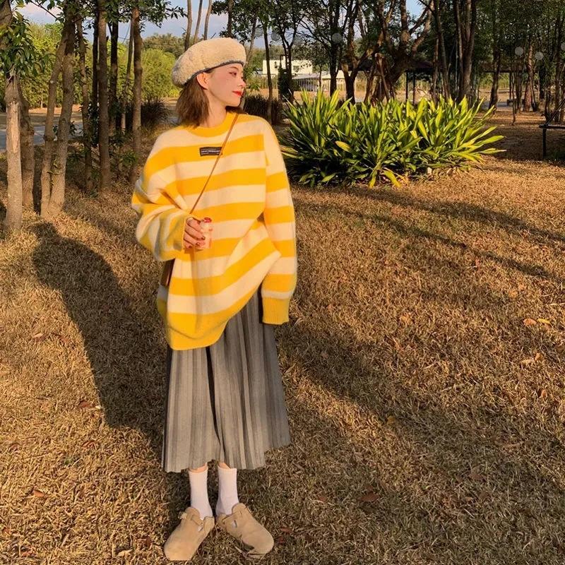 

Women' Hoodies & Sweatshirts Street Sweet And Versatile Color Stitching Pullover Round Neck Sweater Women' Warm Loose Casual Slim Kore, Yellow