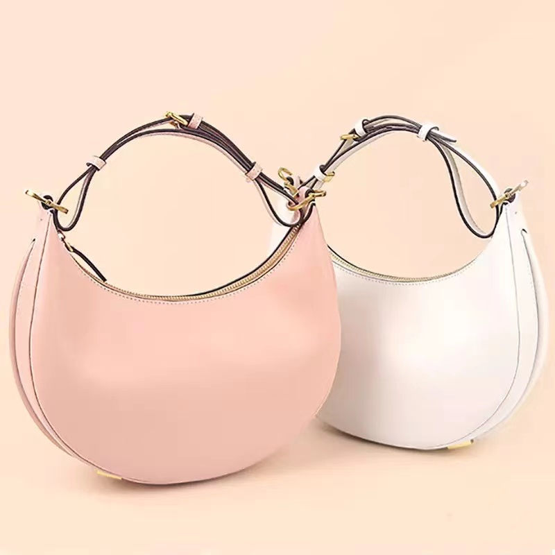 

20222 Summer Design Shoulder Bag Half Moon Letter Armpit Tote Bag New Top Luxury Brand Leather Clutch, White