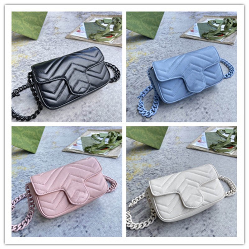 

Designer Luxury Marmont belt bag 699757 Director's collections niverse in white chevron matelasse leather with a chain strap Shoulder Bags E6AX