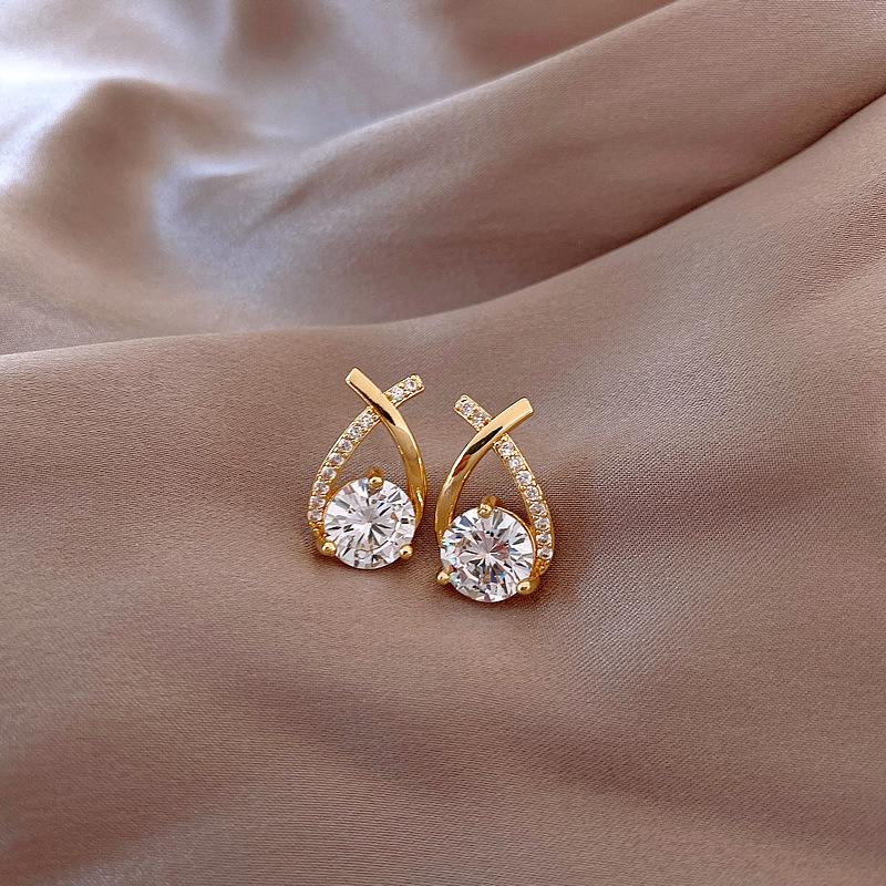 

Dangle & Chandelier Korea Exquisite Micro Inlaid Shiny Zircon Drop Earrings For Women Luxury Accessories Korean Fashion Jewelry Party GirlsD