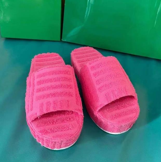 

top quality Casual Shoes Women Designer Slides Resort Sponge Slippers Fabric Rubber fur cotton Outsole Grass Green Thick Bottom Slipper Wedge Fluffy Sliders Sandal, Color 2