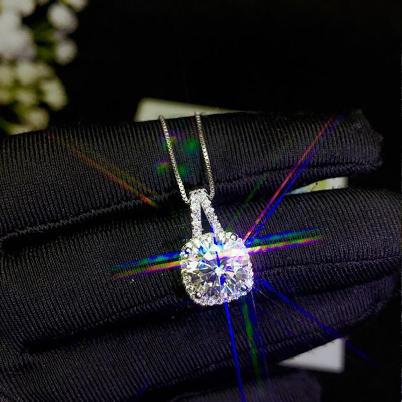 

Pendant Necklaces Dainty Female White Diamond Necklace Silver Color Chain For Women Charm Square Hollow Wedding NecklacePendant