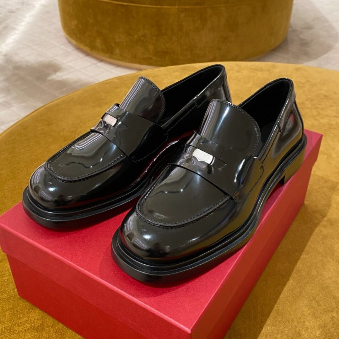 

top quality Casual Shoes Patent Leather Platform Luxury Designer Metal Decoration Loafers 2023, As show