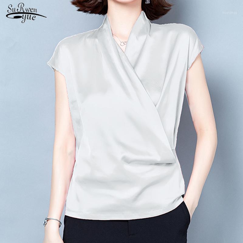 

Women's Blouses & Shirts 2022 Fashion V-neck Loose Shirt Summer Elastic Satin Top Short-Sleeved Plus Size Solid Women Blouse 9852, White