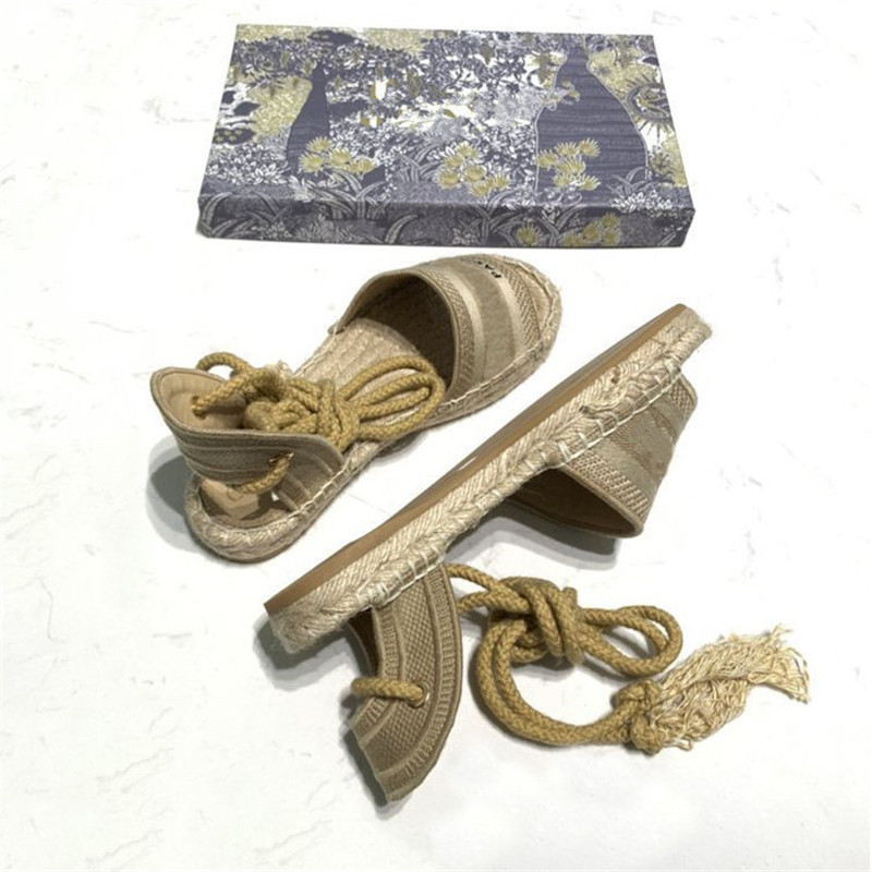 

Women Luxurys Designer Sandals Shoes Espadrilles Summer Designers Ladies Flat Beach Half Slippers Fashion Woman Loafers Fisherman Canvas Shoes Size 35-41, White