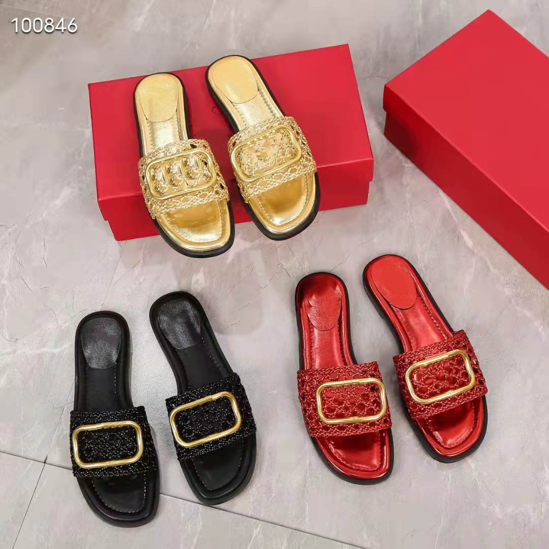 

2022 Luxury Designer Women's Slippers Platform Sandals Summer Fashion Flat Flip-Flops Hotel Bathroom Slippers Large Size Shoes 35-43, Red