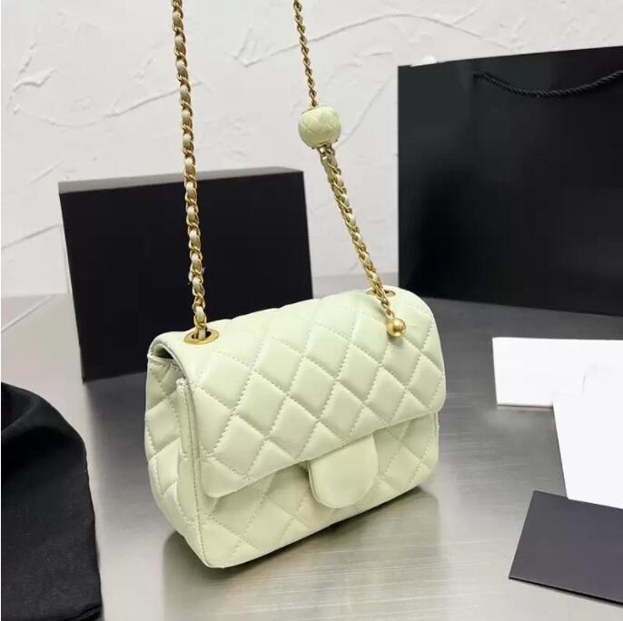 

Luxury Card Holders Crossbody Quilted Purse Evening Bags Totes Backpacks Designer Handbag Beach Luxuries Wallets Women Multi Pochette Bag Zhouzhoubao123 PUI6, No bags