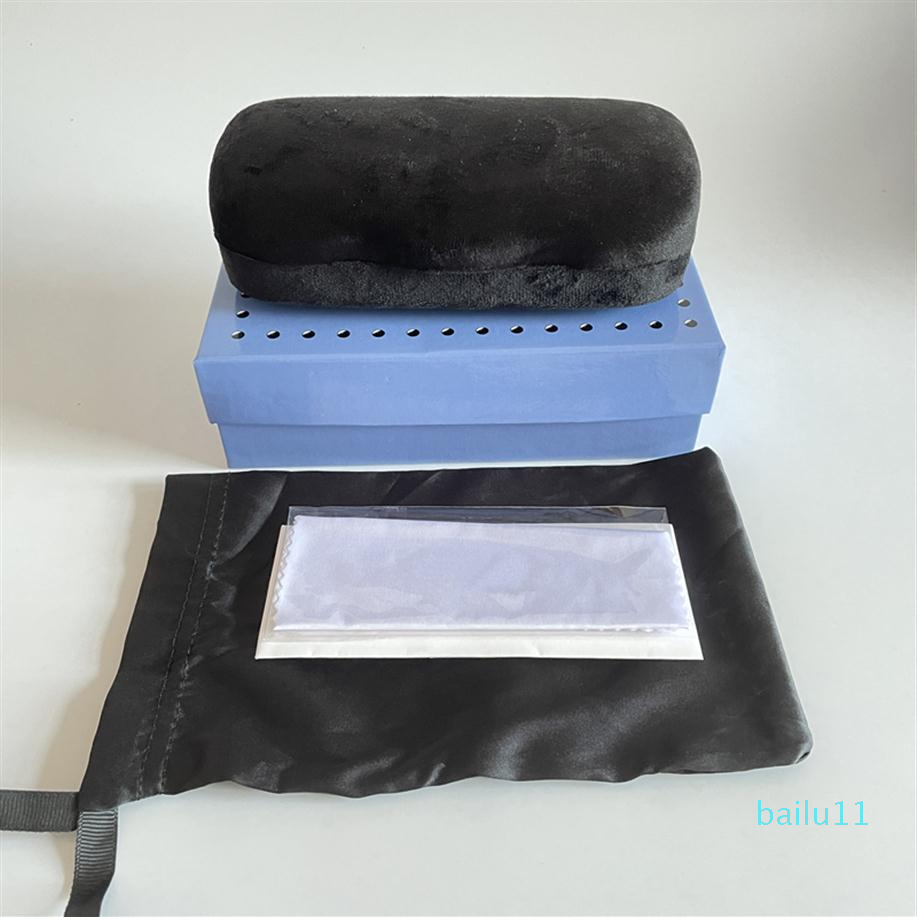 

Designer Sunglasses Case Velvet Eye wear Tin Box Brand Sun Glasses Bag Cloth Eyeglasses Protective Accessories