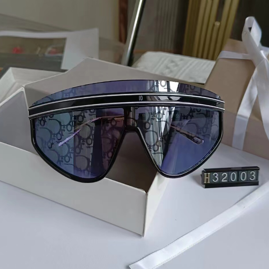 

Desingers Cycling Dazzle Large Frame Sunglasses Luxurys classic Frog Glasses Men and Women Driving Sunglass LeisureBeach Cool Sun Glass Vacation Leisure pretty