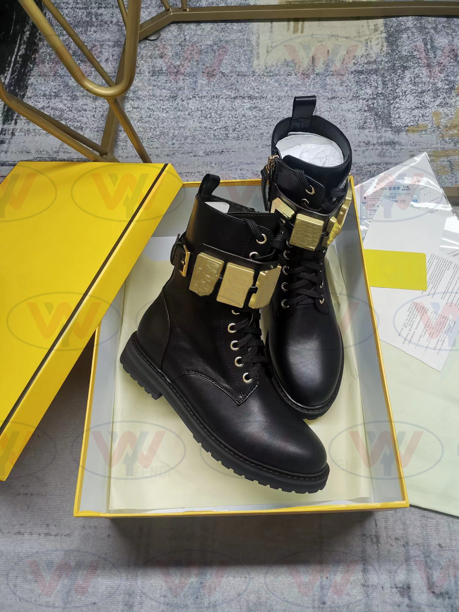 

2022 letter graphy Black leather Boots celebrity catwalk boots women's Ankle bootes beach shoes Sandals Loafers Slides with box Size 35-42