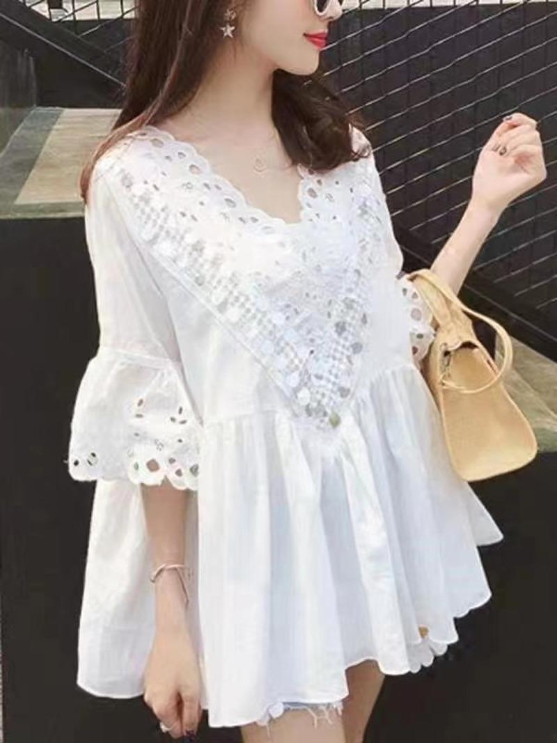 

Women's Blouses & Shirts Spring Summer Fashion Sweet Blouse Women V-neck Flare Sleeve Solid Casual Hook Flower Hollow Out Design BlusasWomen, White