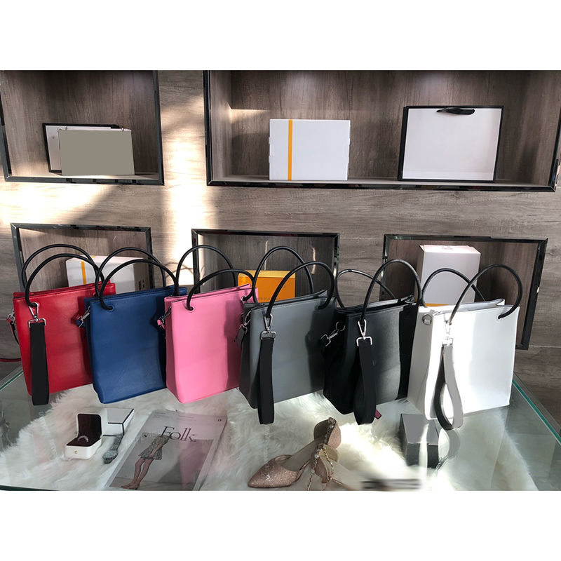 

Womens Fashion Totes Fashionable Letter Printed Shopping Bag High Quality Handbag Street Girls Messenger Bag Various Color Styles With Box, Customize