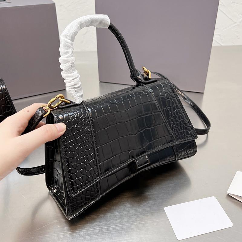 

New Leather Handbag Womens Luxury Wallets Designer Single Shoulder Bag Balck Femous Fashion Crossbody Bag Clutch Purse for Lady, Not sold separately:extra shipping fee