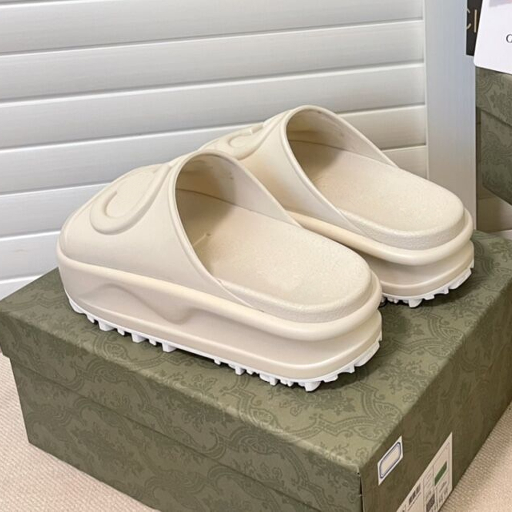 

designer luxury fashion casual shoes woman top quality