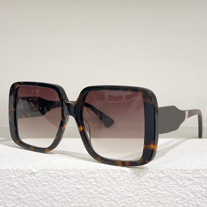

Luxury Mens Womens Well known Brand Sunglasses 2301 Large Square Frame Temple Band Logo Highlights Brand Personality Popular Outdoor Beach Strap Original Box
