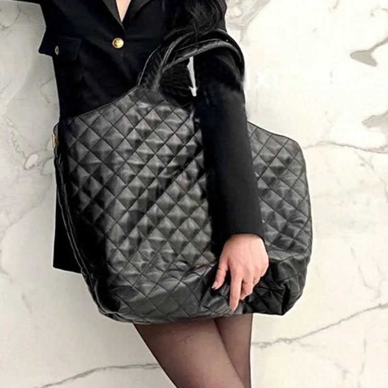 

Large Tote Bag Quilted Handbag Shop s Women Sheepskin Shoulder Denim Genuine Leather Purse Fashion Letter Hardware Beach Totes High, Just box