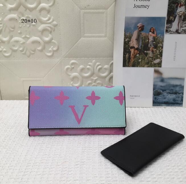 

Pillow Crossbody Bags Top Quality Gradient Wallet Long Hand Purse Zippy Coin Purse Genuine Leather Zipper Closure Fashion Letters Women Shoulder Bag, Pink