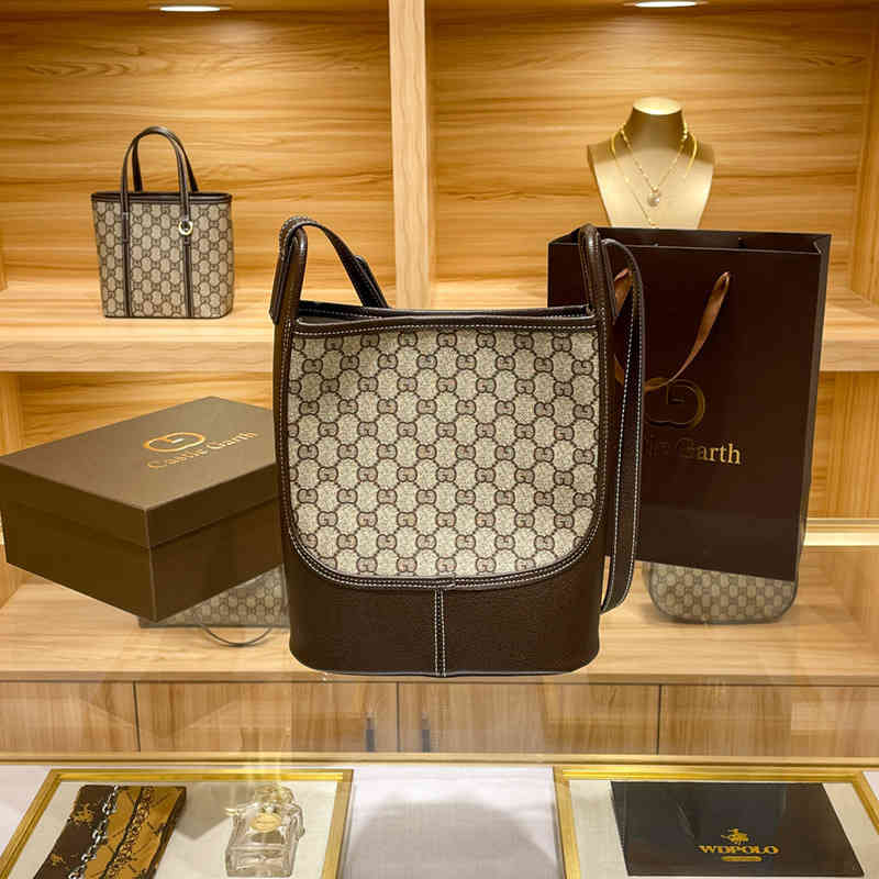 

Women's bag autumn and winter new trend flower small bucket bag sling Shoulder Messenger gas proton mother bag, Main color