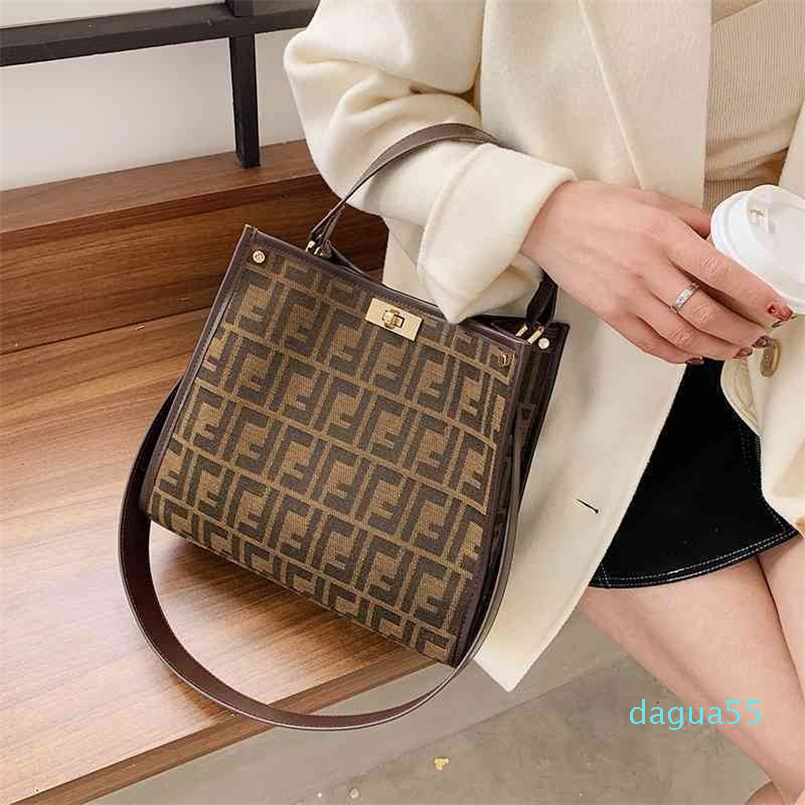 

women fashion tot capacity single shoulder diagonal straddle hand, Dark brown