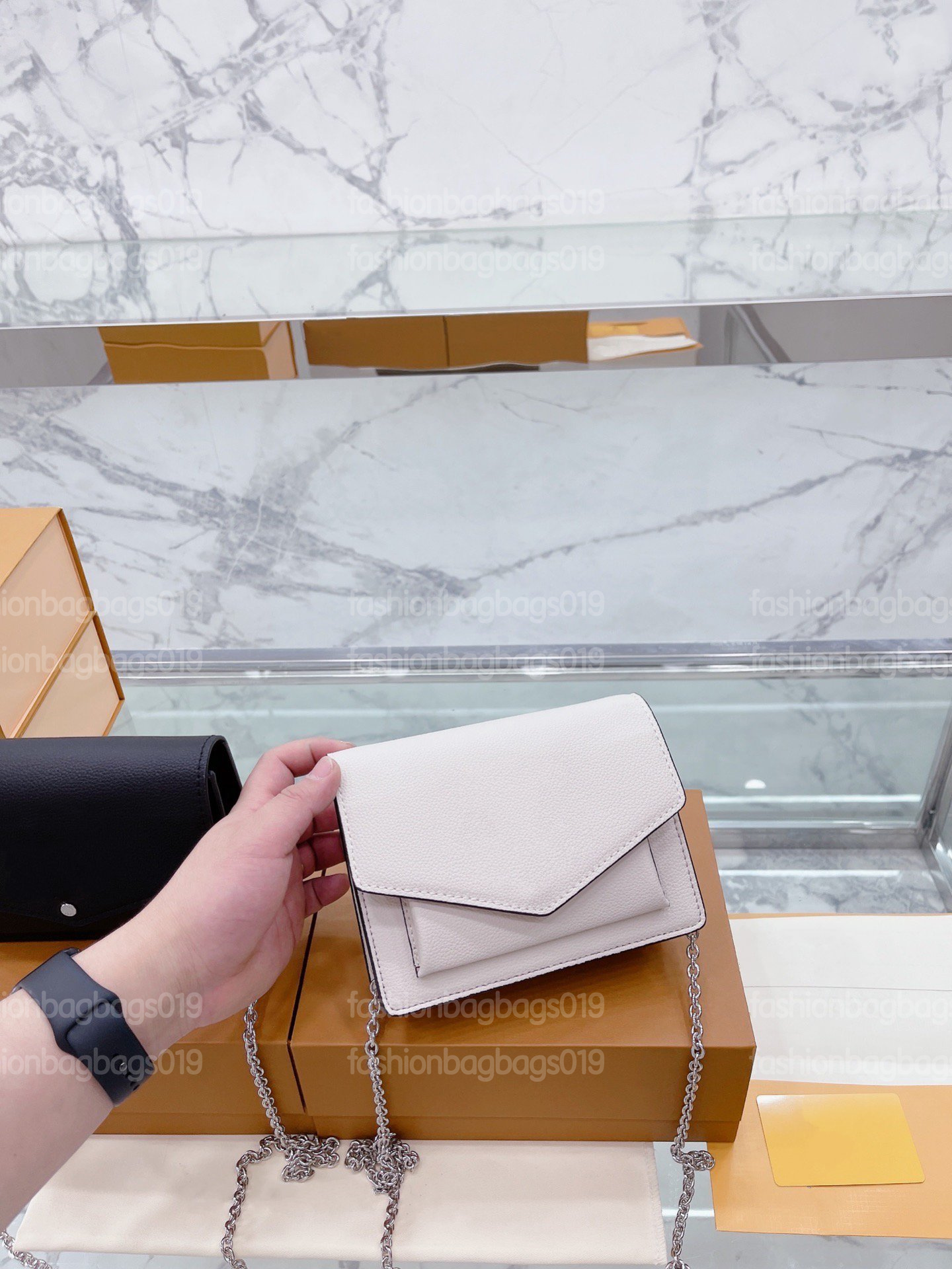 

Mylockme Chain Bag White/Black Messenger Flap Luxurys Designers Bags Cross Body Black Bag