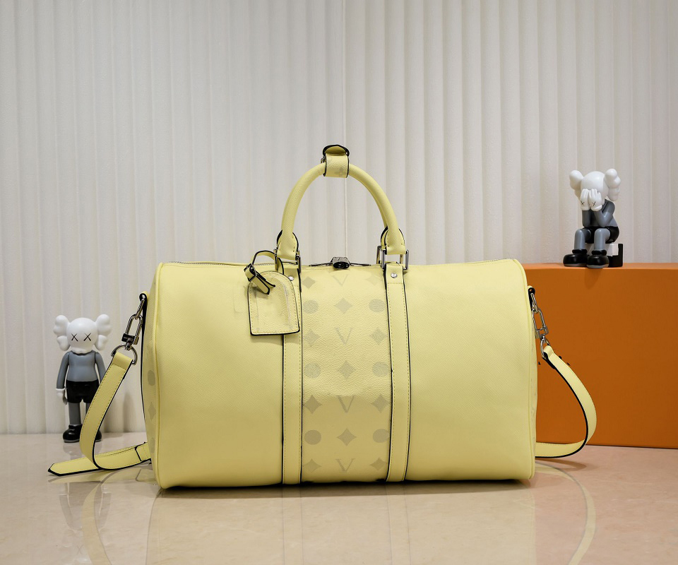 

Designer ladies Totes hand-held leather luxury goods classic fashion Outdoor travel capacity top quality brand one-shoulder zipper handbag 50-29-20cm M43818