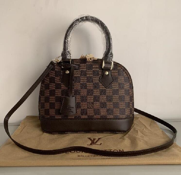 

GGs Louiseity Viutonity LVs YSLs Women Shoulder Bags Chain Messenger Leather Handbags Shell Wallet Purse Ladies Cosmetic Crossbody luxurys