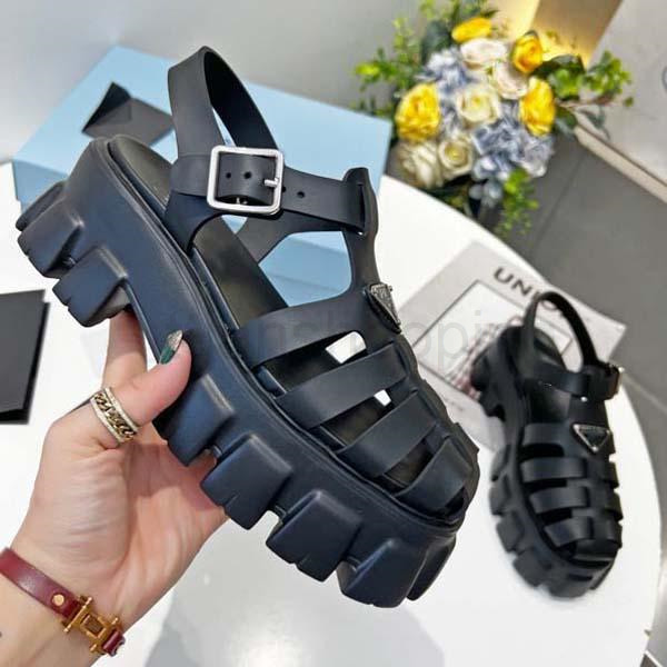 

Women Foam Rubber Sandals Designer Monolith Summer Shoes Metal Triangle Sandal pradas Retro Beach Footwear Upper 5.5cm Sandals 35-40, Color 7