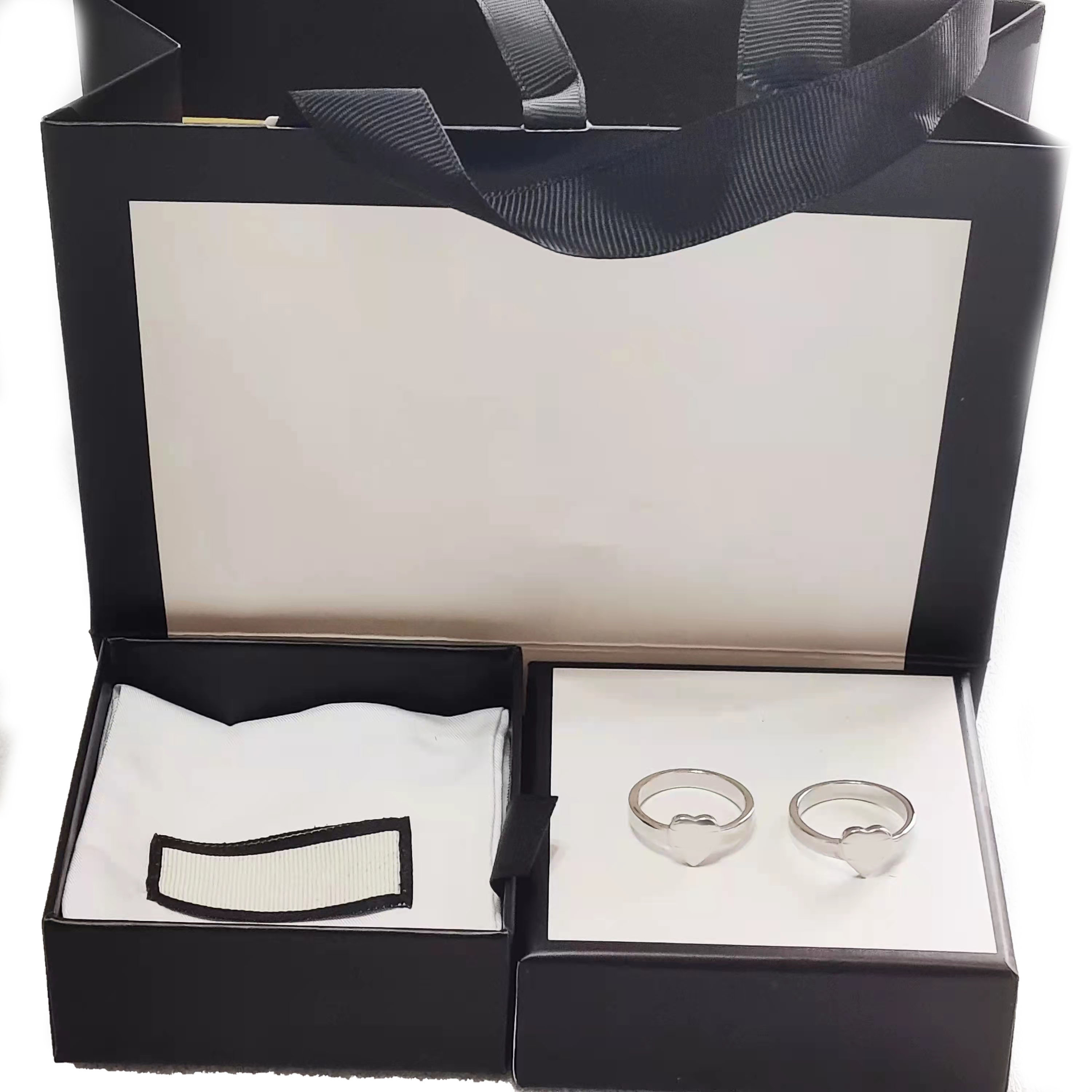 

Designer top luxury silver ring fashion men and women do not fade original design couples ring jewelry supply wholesale