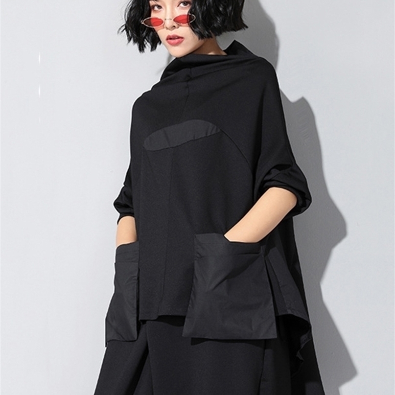 

[EAM] Spring Autumn High Collar Long Sleeve Black Loose Pocket Stitch Irregular Hem Big Size T-shirt Women Fashion JQ018 220402