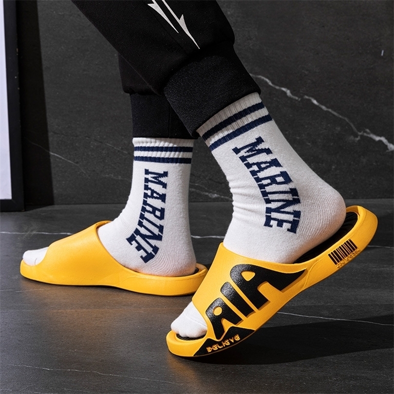 

Mens Slippers Casual Beach Mute Outdoor Slides Flat Unisex Nonslip Soft Flip Flops Male Thick Sole Antislip Shoes 220614, Yellow black