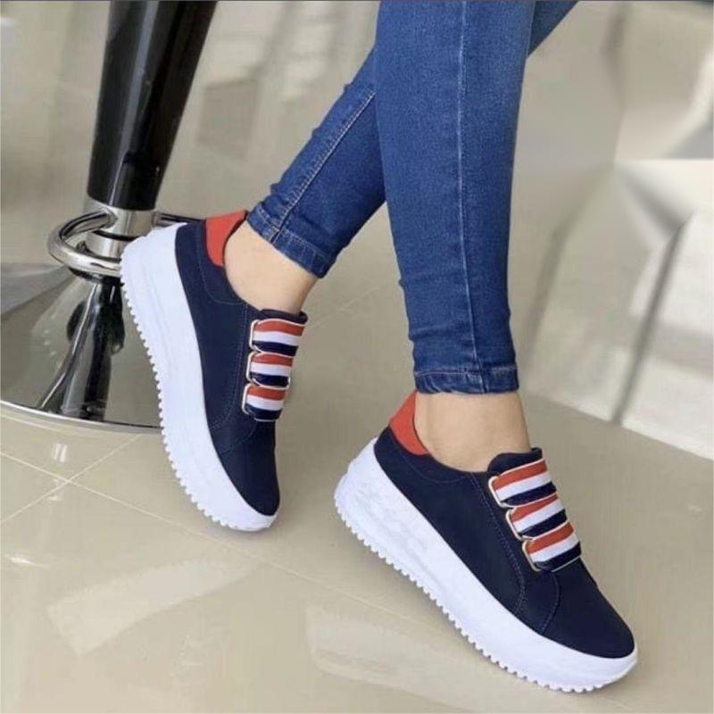 

European and American Sports Shoes Women 2022 New Thick Bottom Round Toe Lace Up Solid Color Daily Casual Shoes HM569, Clear