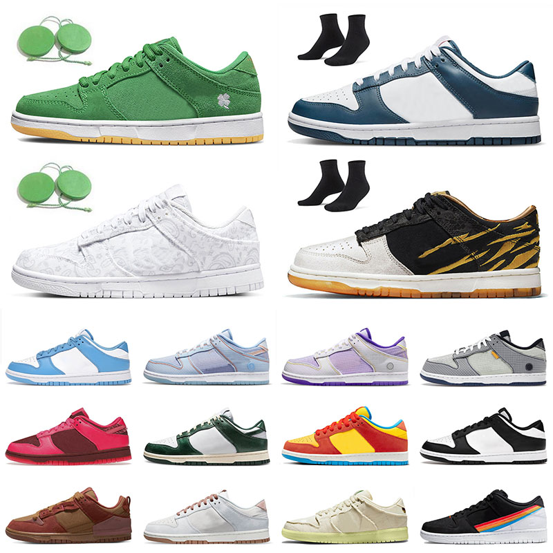 

White Paisley LOW Polaroid Designer Basketball Shoes Woman Disrupt 2 Scrap Valerian Blue Year of the Tiger men trainers sneakers Union Paisley Classic Shoe, 36-45 bart simpson