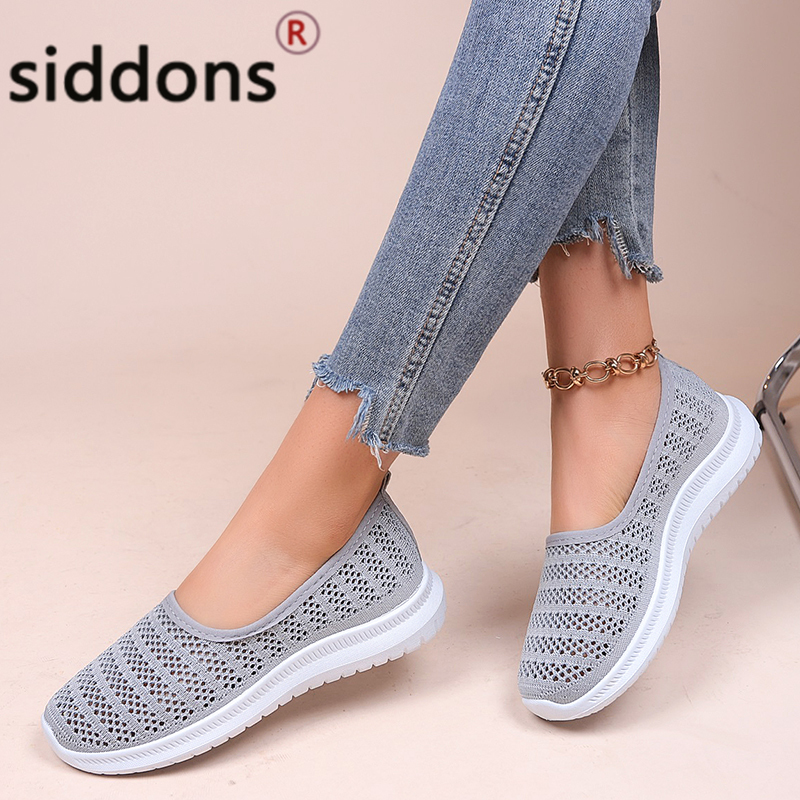 

2022 summer Women Vulcanized Shoes Women Sneakers Slip On Flats Shoes Women Loafers Plus Lady's sports shoes, Black