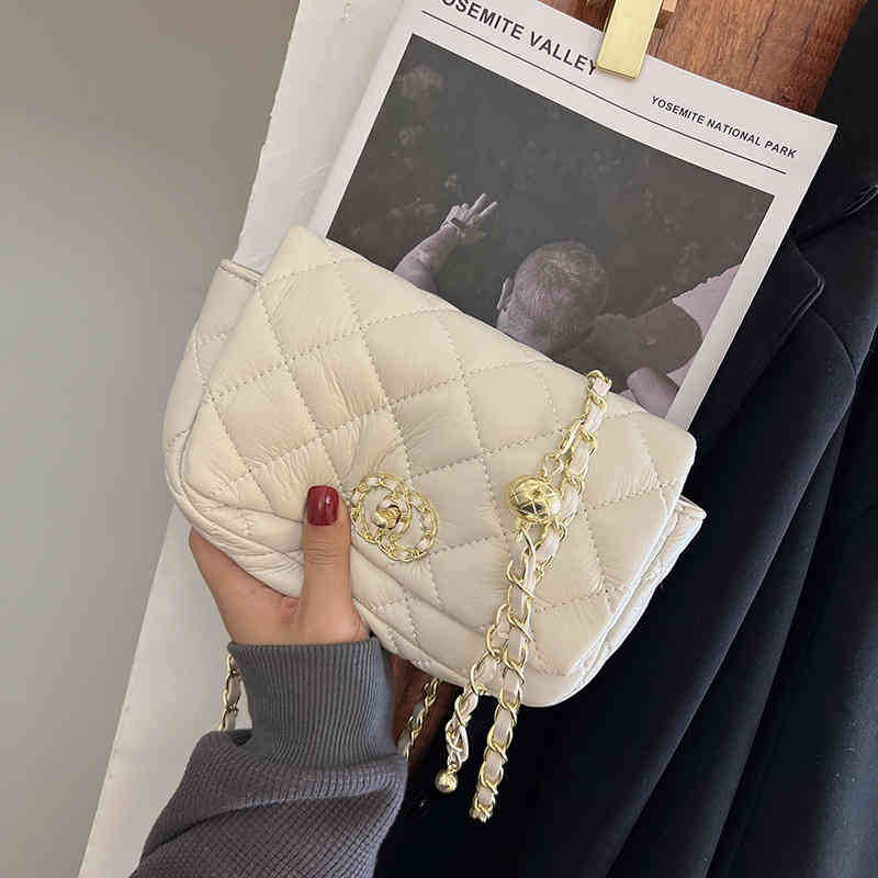 

2022 trendy Bag new Korean fashion small square soft leather rhombic lattice texture Single Shoulder Messenger chain bag female, White