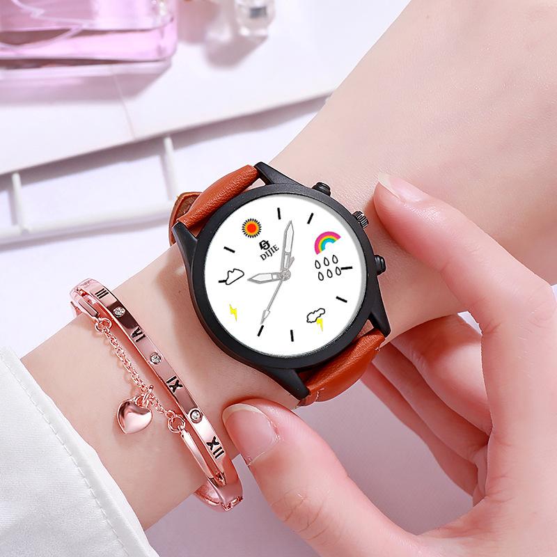 

Wristwatches Fashion Round Quartz Cartoon Dial Casual Wrist Watches Leather Strap Fashionable Clock For Waterproof Wristwatch Women, Black