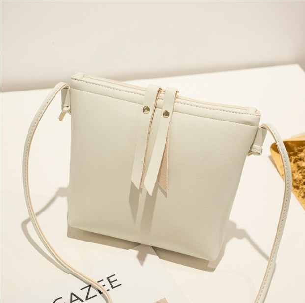 HBP Vintage Vintage Small Pu en cuir PU Sacs à bandoulière pour les femmes 2021 Designer Fashion Lady Luxury Black Apwish Sacs