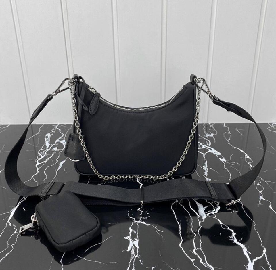 2022 Sacs d'extérieur de l'épaule de la mode pour femmes poitrine poitrine de poitrine Lady Tote sacs à main