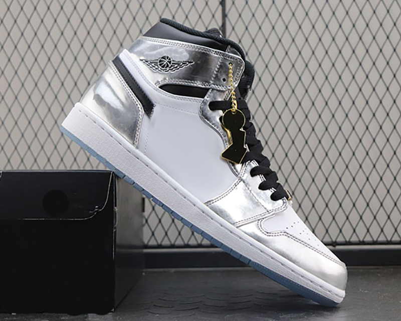 

Brand Shoes Pass Torch Top Quality Jumpman 1 1s High Basketball Travis Scotts Black white two UNC Mens Women Banned Bred Toe Chicago, #1