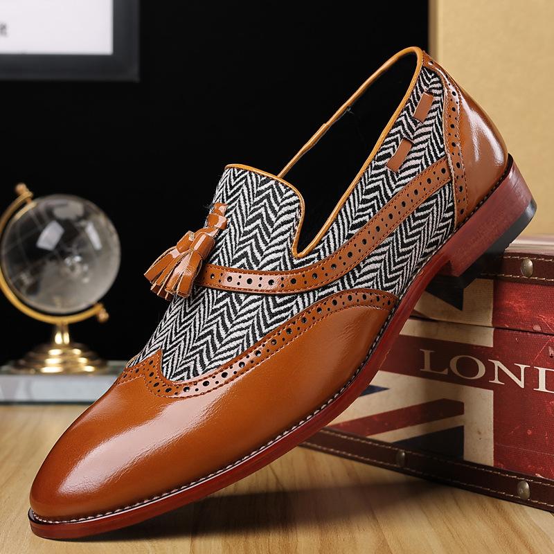 

Dress Shoes British Style Men Tassel Decorated Formal Slip On Vintage Pointed Toe Patchwork Business Loafers Black Brown