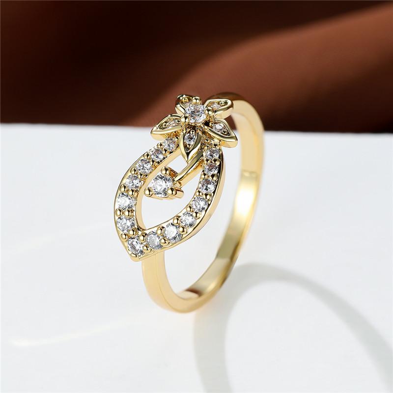

Wedding Rings Luxury Crystal Engagement Promise Ring White Zircon Small Stone Cute Flower Boho Gold Color For Women JewelryWedding