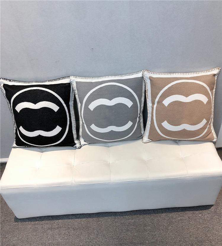 

High Quality Cashmere Decorative Pillow Designer Cushion Luxury Brand Fashion Cushions Cotton Covers Home Decor Square With Inner 45*45cm Pillowcase, Without pillow inner