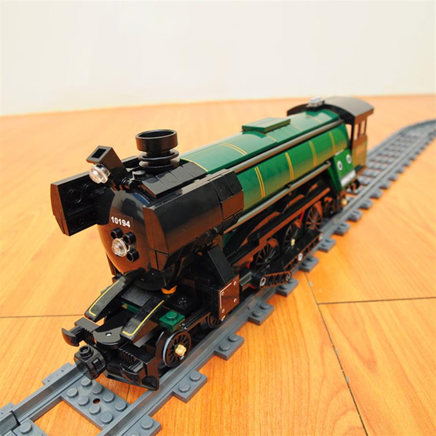 

LEPIN 21005 Technic Series Modular Emerald Nights Building Blocks 1085pcs Bricks Toys Christmas Gift 10194 Model Kit231r