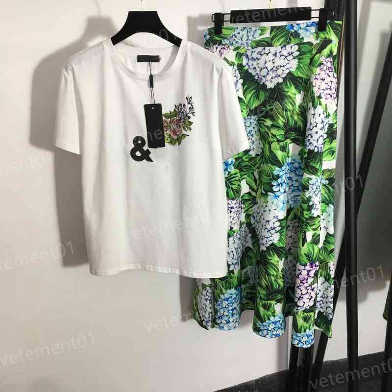 

Womens Two Piece Pants European Flower Cotton Short-sleeved T-shirt And Cherry Blossom High-waisted Skirt 2 Piece Sets Luxury Designer Tracksuits