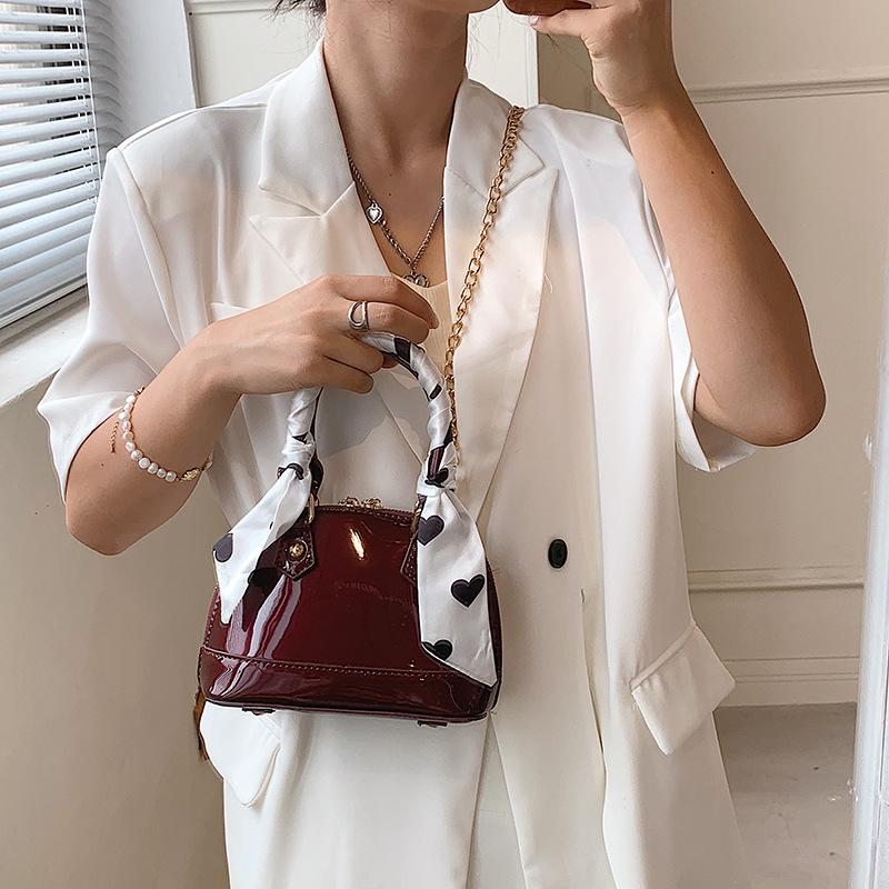 

Evening Bags Fashion Shell Bag Small Woman 2022 Summer Style Shoulder Patent Leather Messenger Handbag Purse Tote, Black