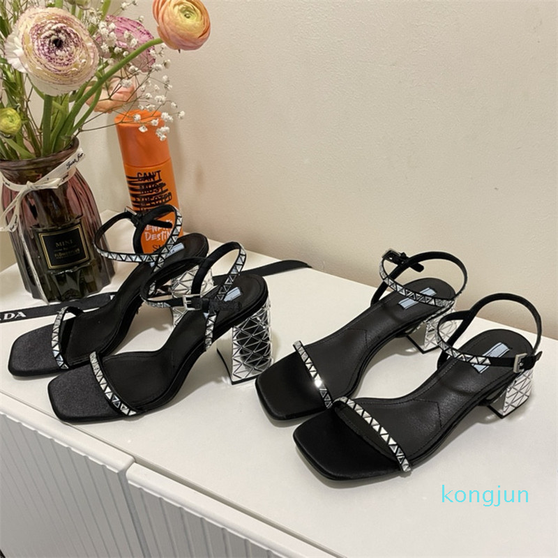 

Fashion-Ladies Sandals High Heel Square Chunky Heel Sequined Open Toe Heels One word belt wedding party shoes, Heel height 5cm