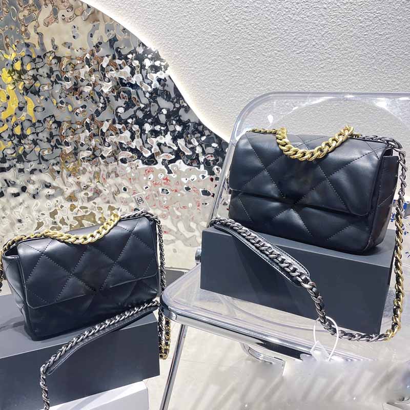 

20/25CM Women Mini Flap Shoulder Bag High Quality Solid Color Cowhide Designer Crossbody Bags Flap Gold-Tine Metal Chains Handheld Classic Handbags Womens Handbag ZH, Black