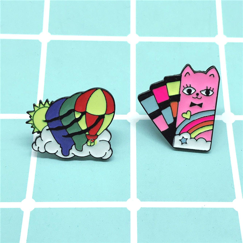

Creative Animal Fashion Brooch Cute Hot Air Balloon Colorful Cartoon Cat Zinc Alloy Enamel Pins for Girls